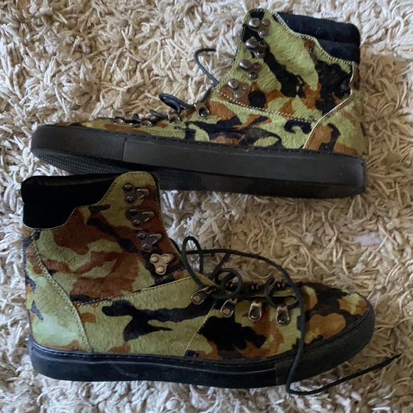 Ghost camo - Picture 2 of 2